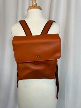Portland Leather | Bags | Portland Leather Cape Coral Mini  display picture 1